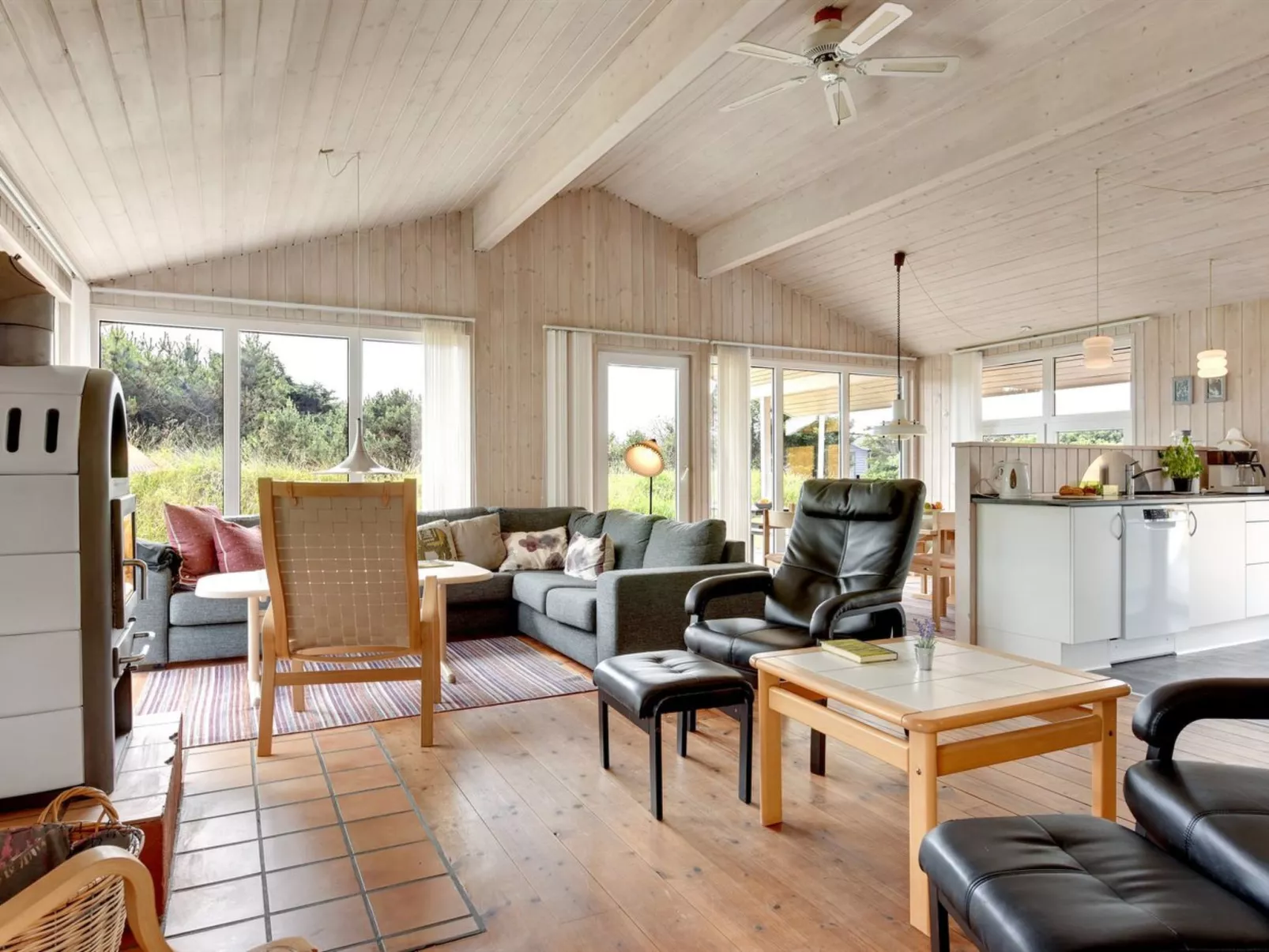 "Annemia" - 200m from the sea-Binnen