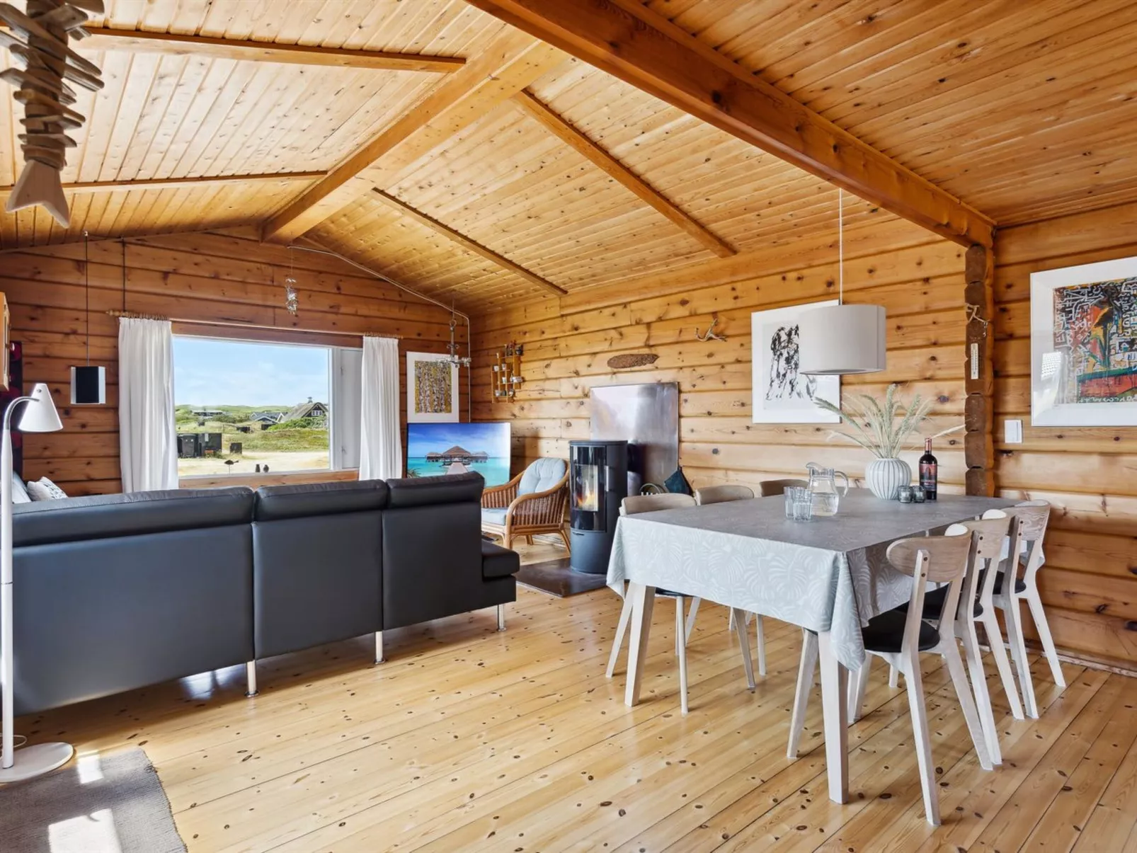 "Evelin" -  from the sea-Binnen