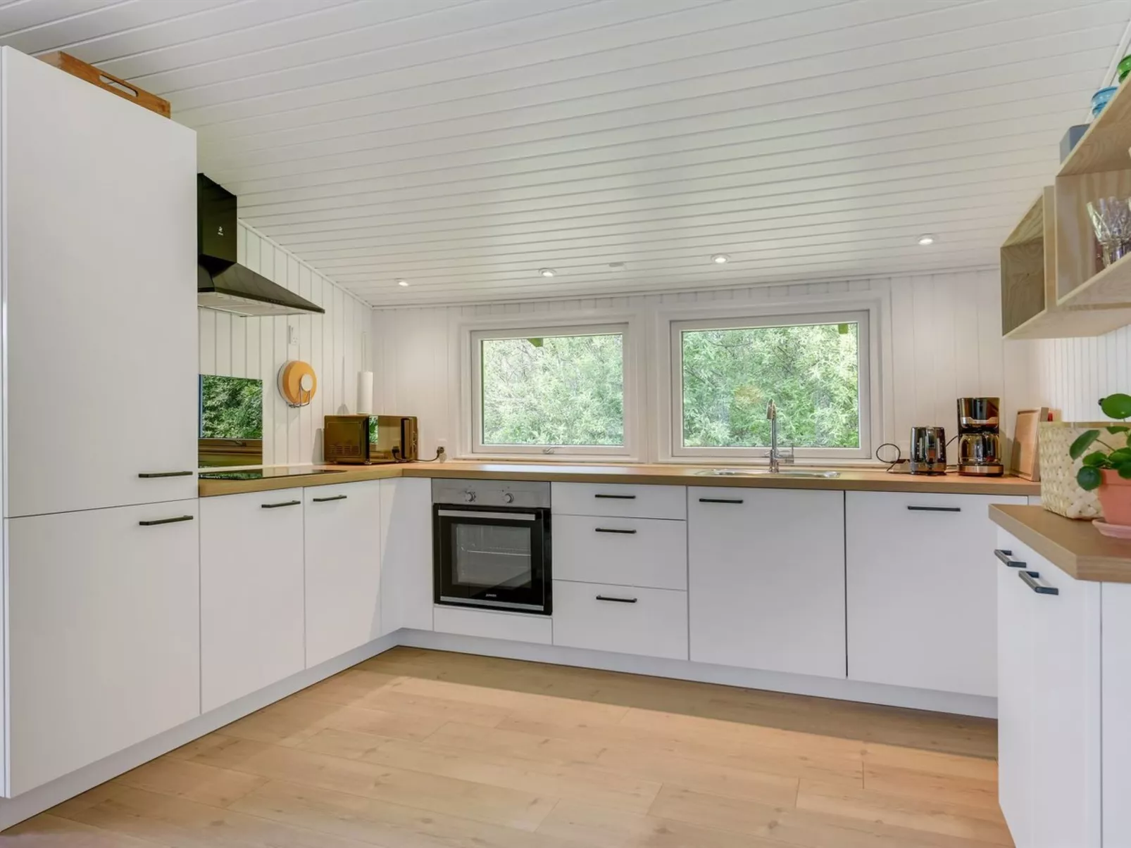 "Doria" - 2km from the sea-Binnen