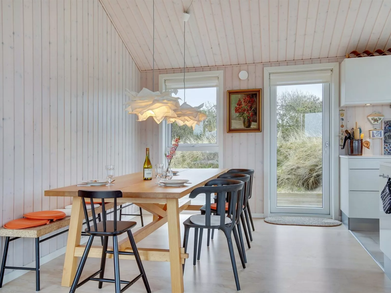 "Marthine" - 200m from the sea-Binnen