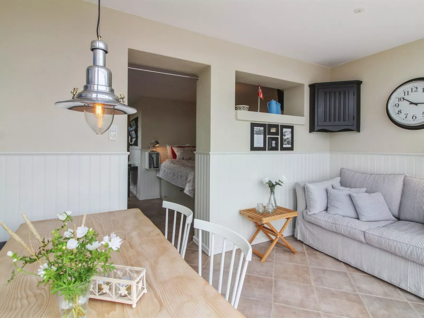 "Asa" - 75m from the sea-Binnen