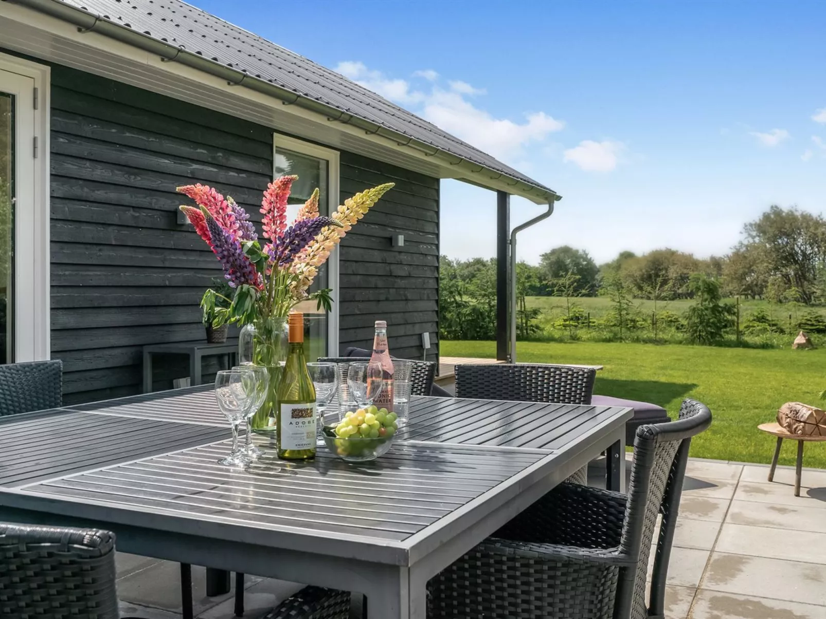 "Cholena" - 700m from the sea-Buiten