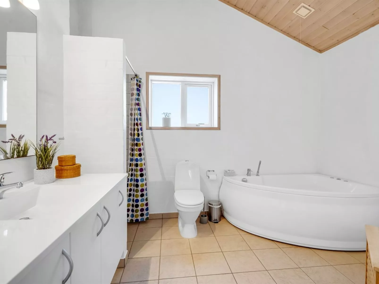 "Oskarvine" - 900m from the sea-Binnen