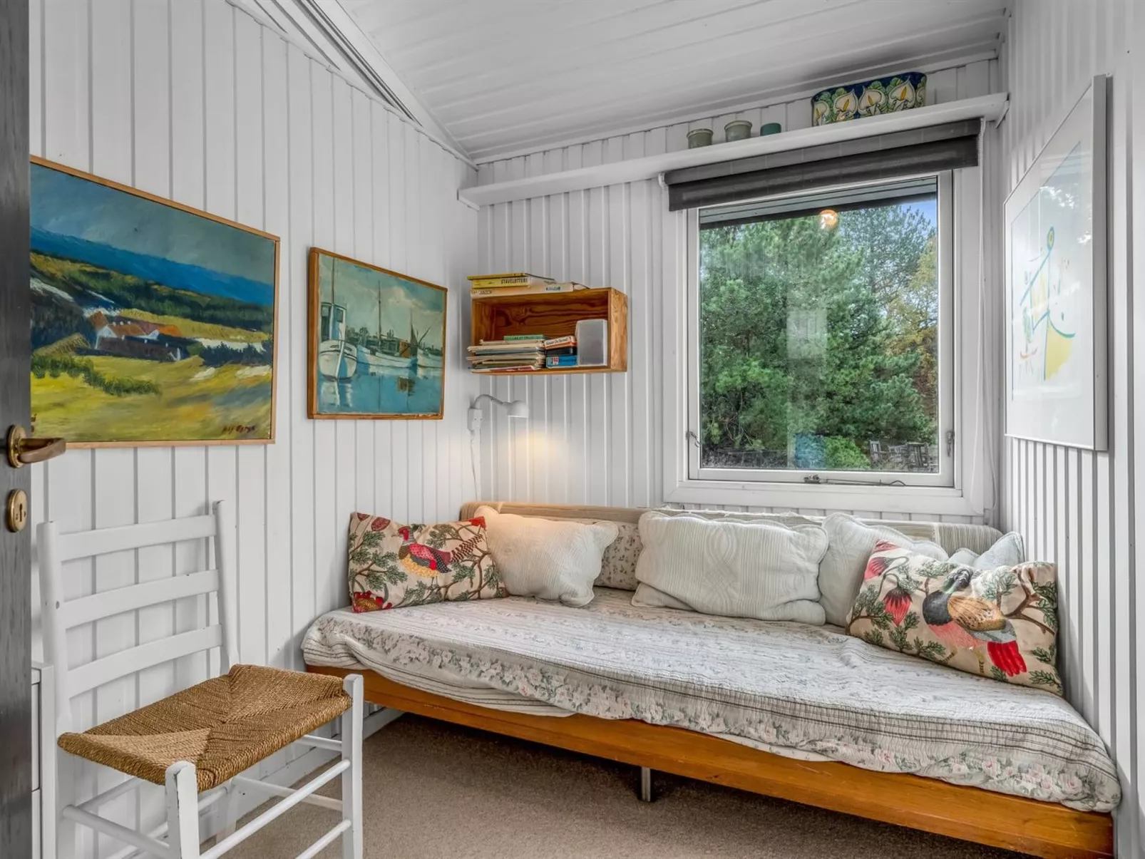 "Linnea" - 1km from the sea-Binnen