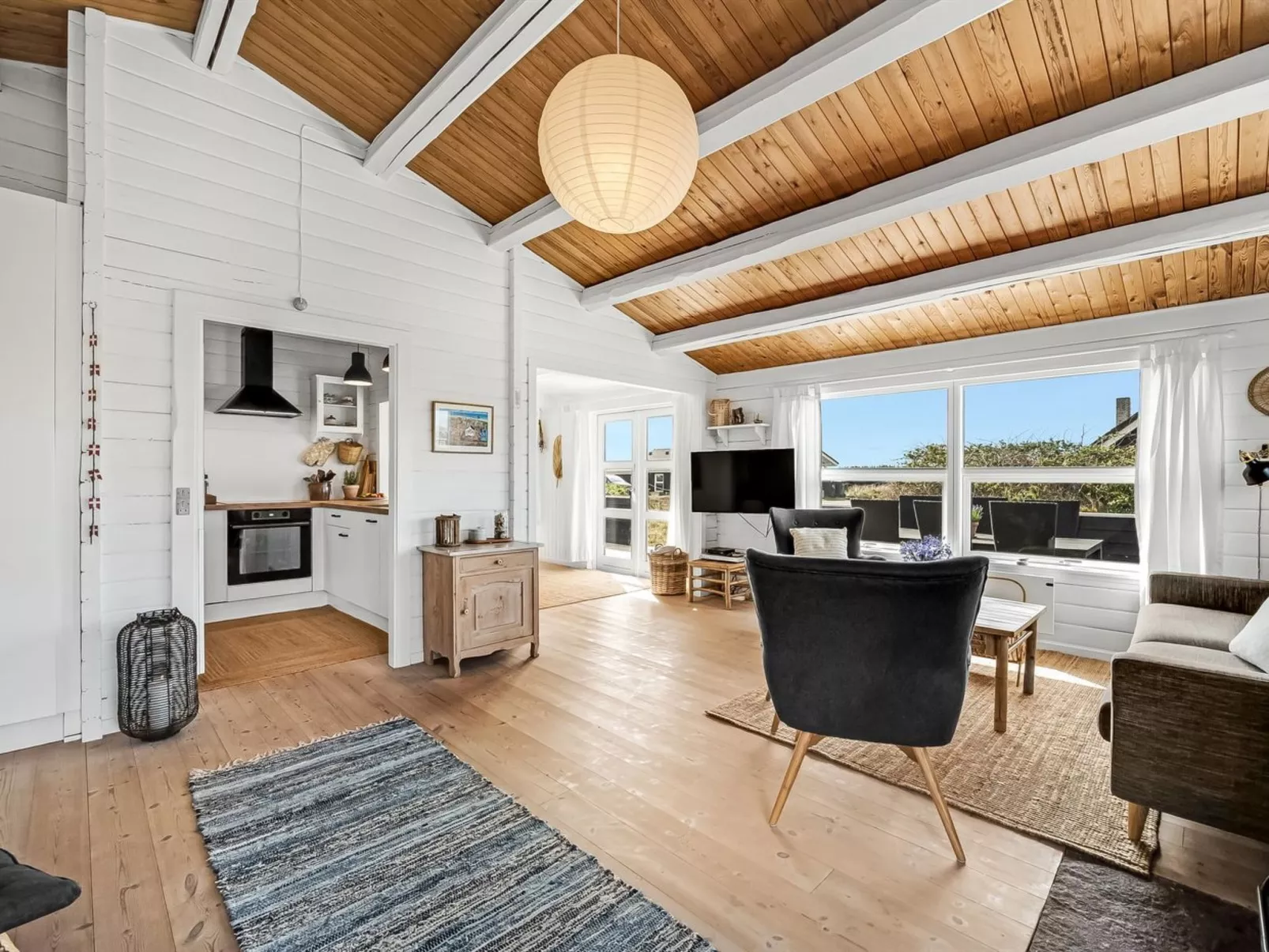 "Arbnora" - 400m from the sea-Binnen