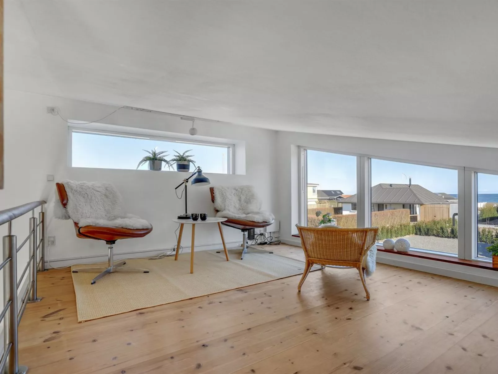 "Biorn" - 70m from the sea-Binnen