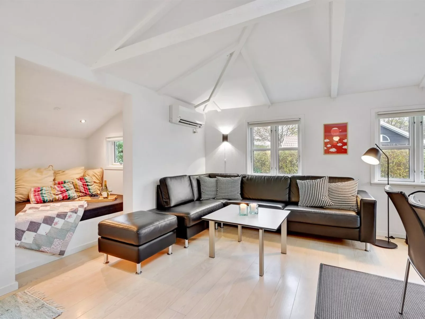 "Kamilla" - 200m from the sea-Binnen