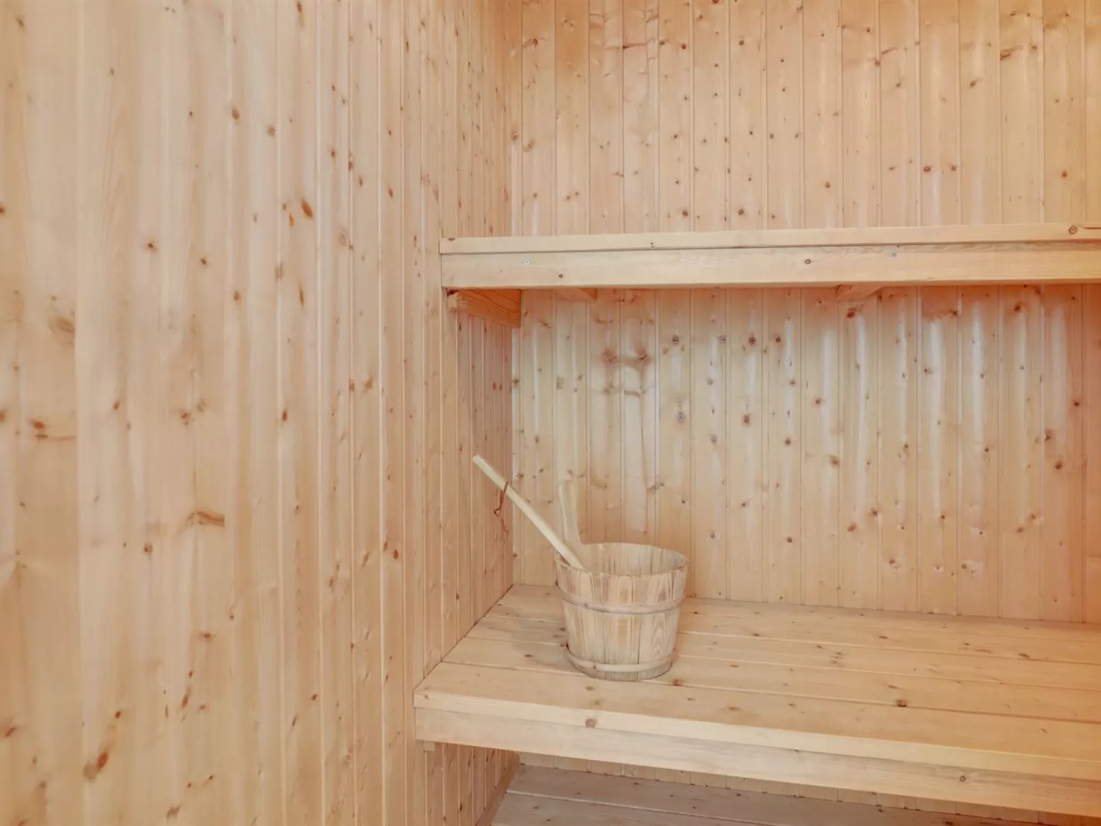 "Mikkelina" - 700m from the sea-Binnen