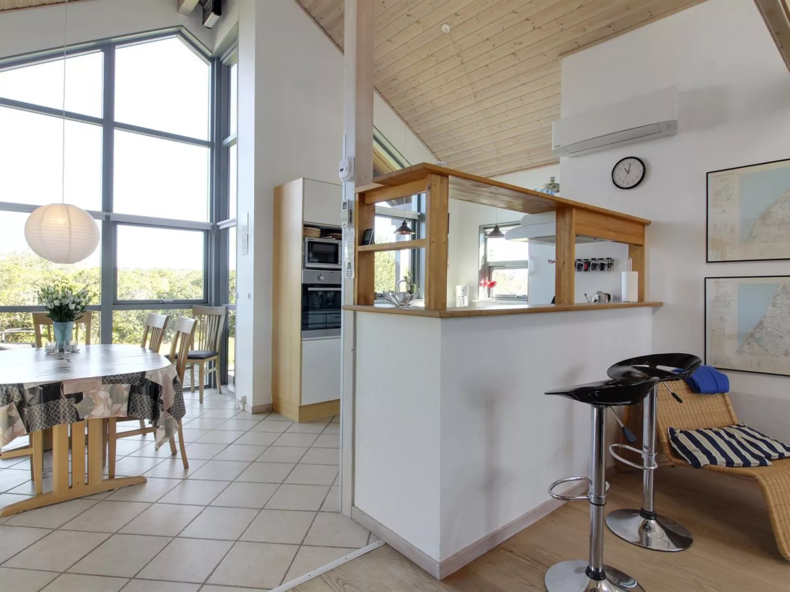 "Lothen" - 500m from the sea-Binnen