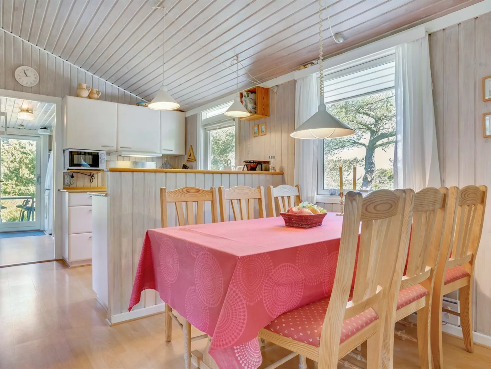 "Hrefna" - 350m from the sea-Binnen