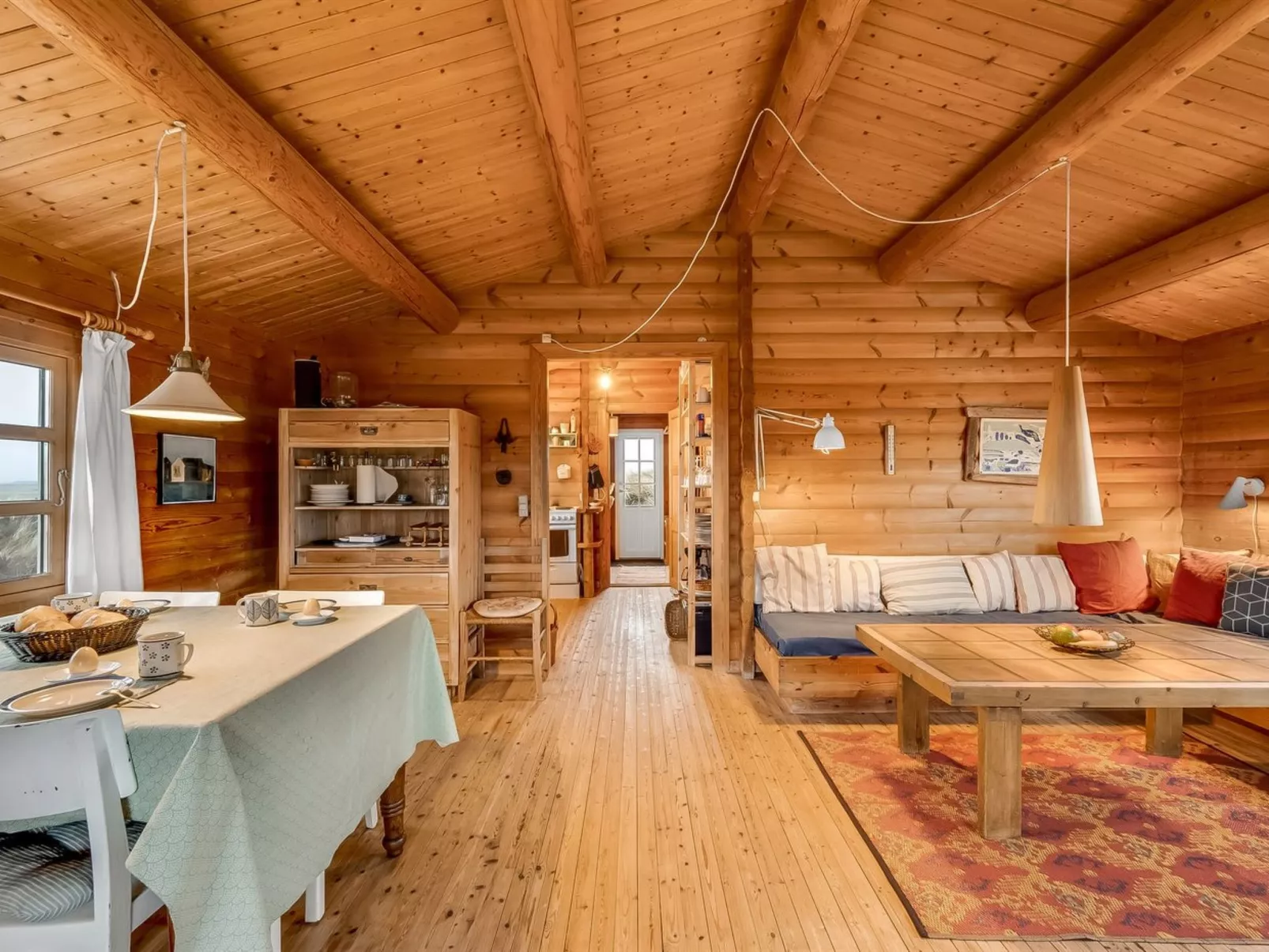 "Herfrith" -  from the sea-Binnen