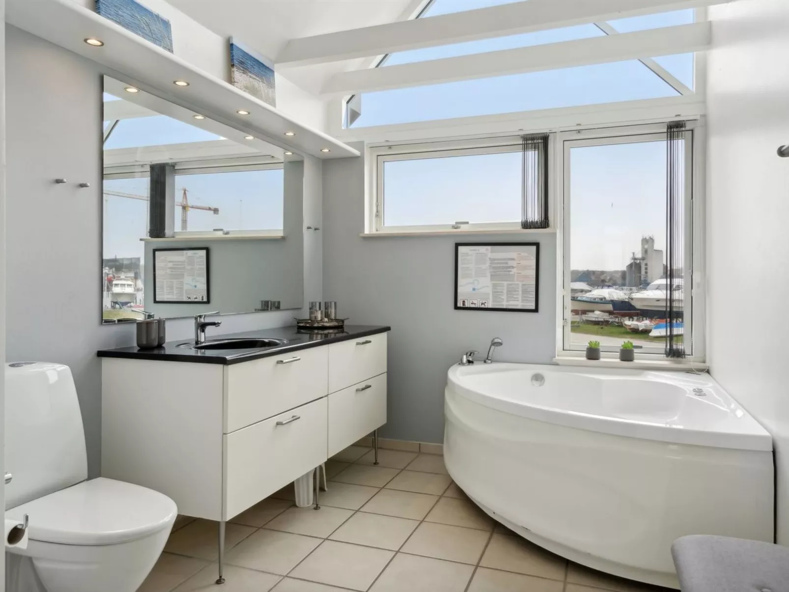 "Lucjan" - 50m from the sea-Binnen