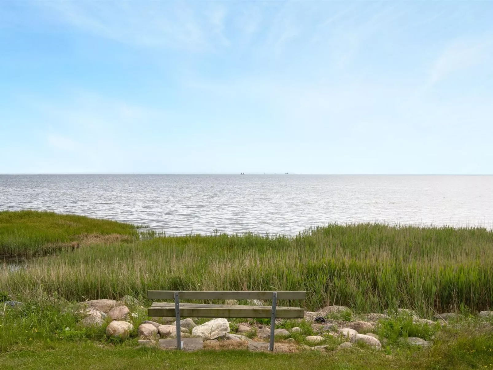 "Roope" - 50m from the sea-Buiten