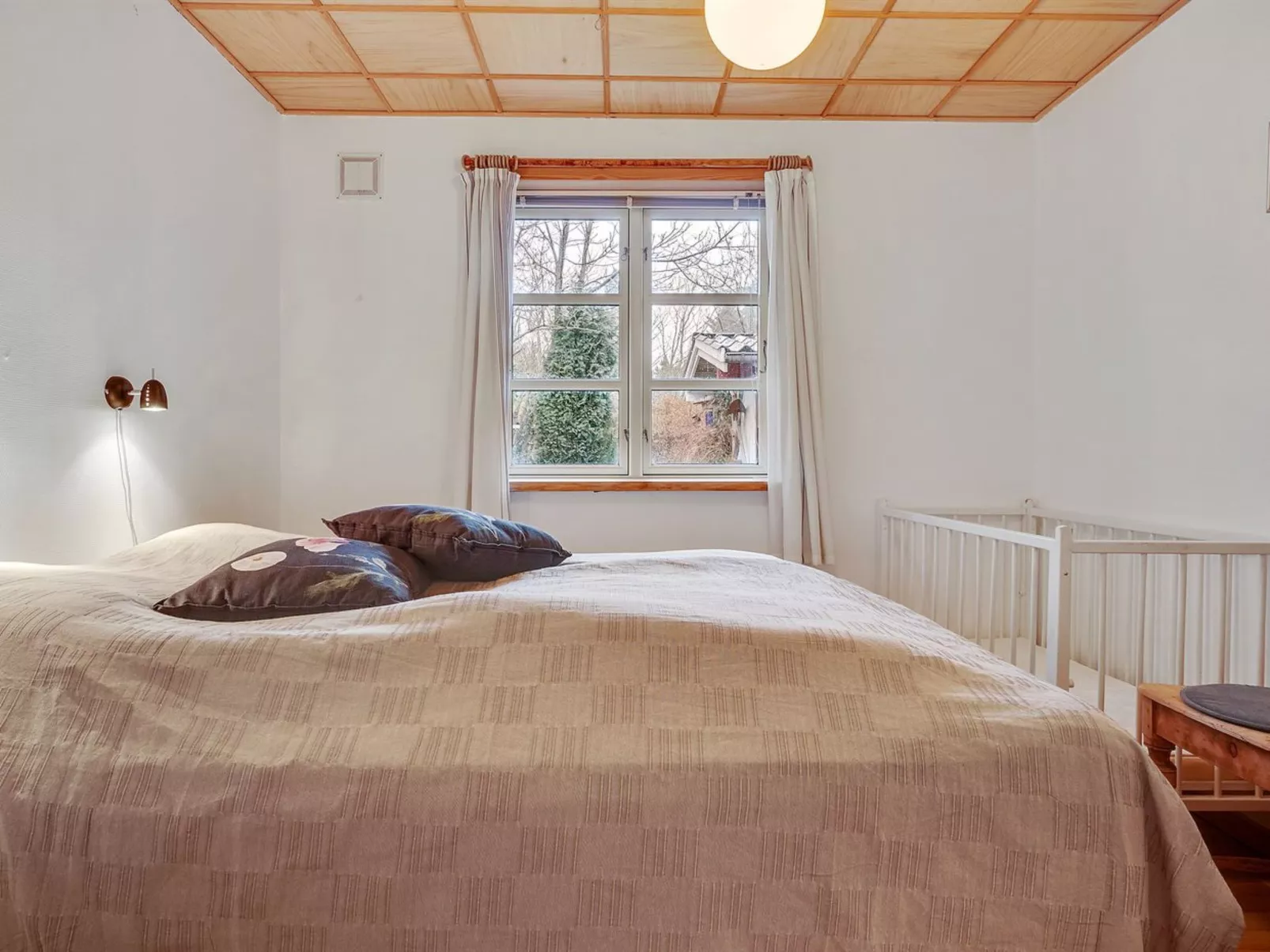 "Flugha" - 500m to the fjord-Binnen