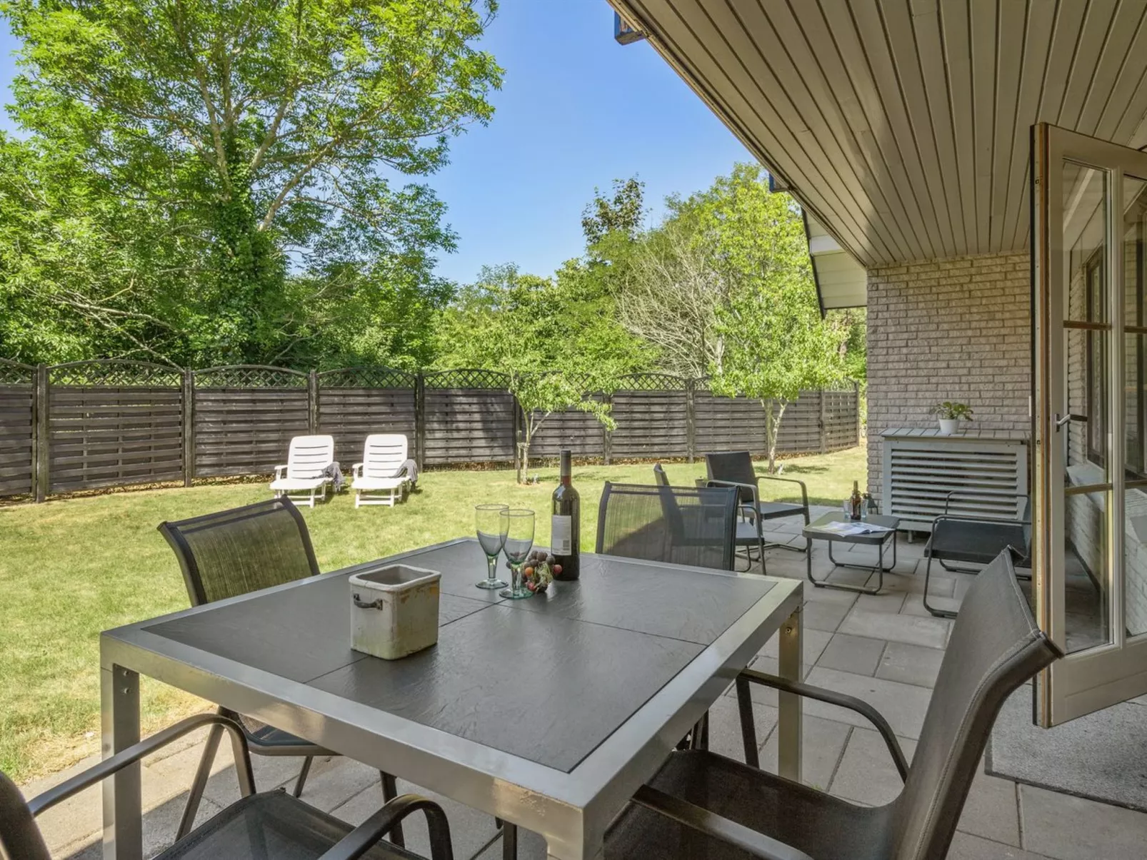 "Marka" - 2.5km from the sea-Buiten