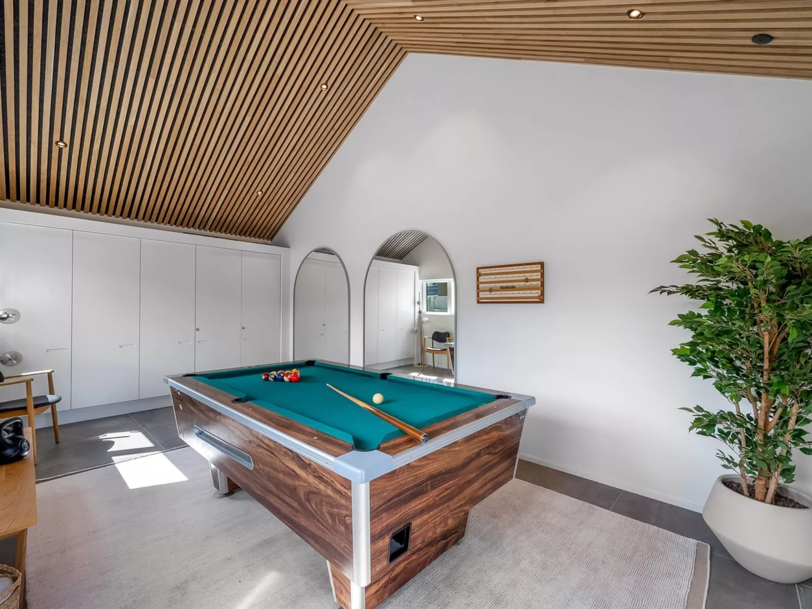 "Maximiliane" -  from the sea-Binnen