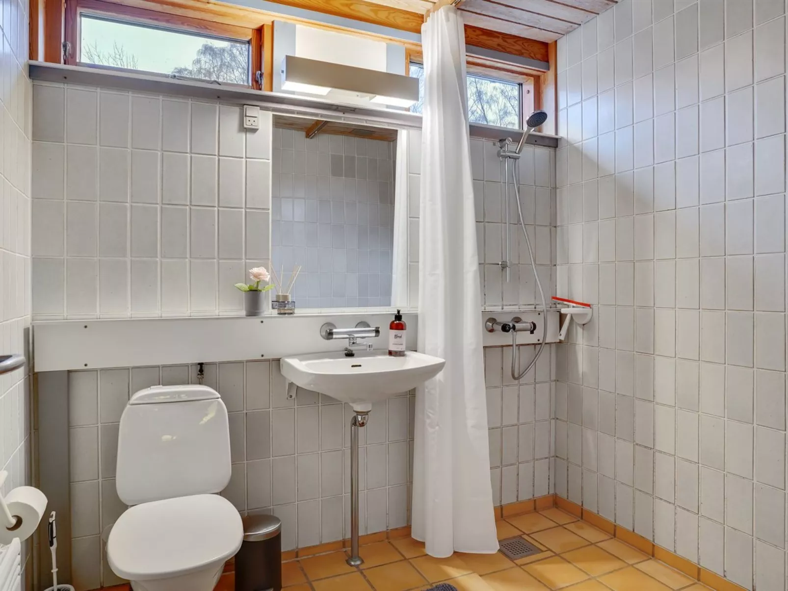 "Ferbine" - 400m from the sea-Binnen