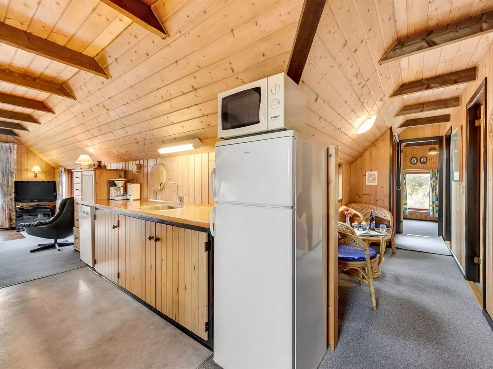 "Rayne" -  from the sea-Binnen