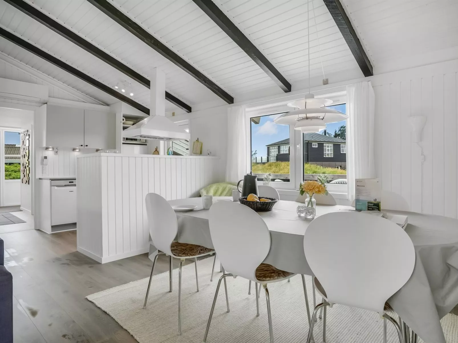 "Gerlis" - 75m from the sea-Binnen