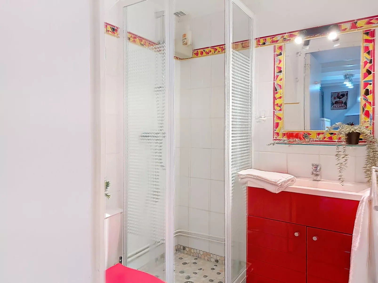 Les Amandines-Binnen