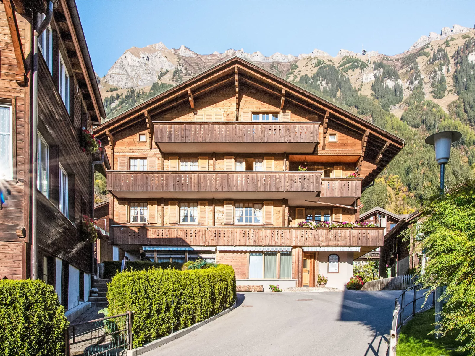 Chäs Gruebi Apt.S-Buiten