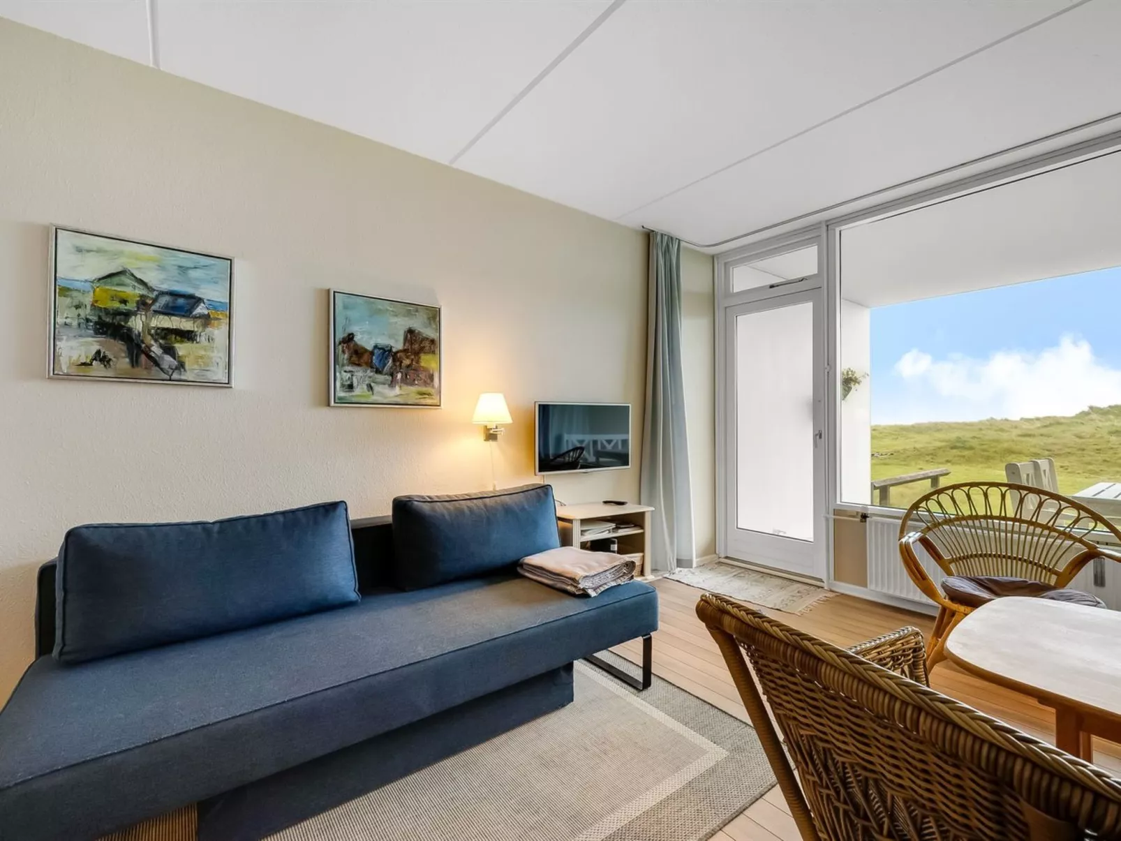 "Raimo" - 50m from the sea-Binnen