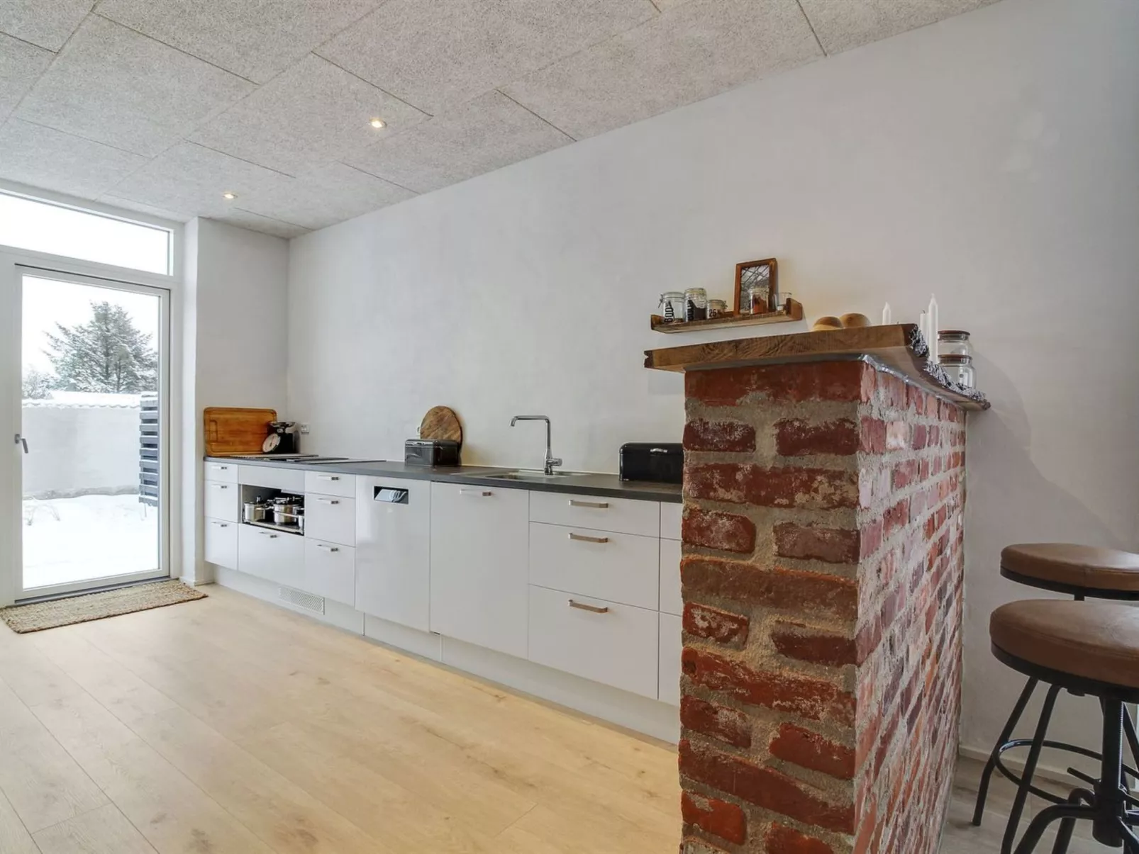 "Laulu" - 2km from the sea-Binnen