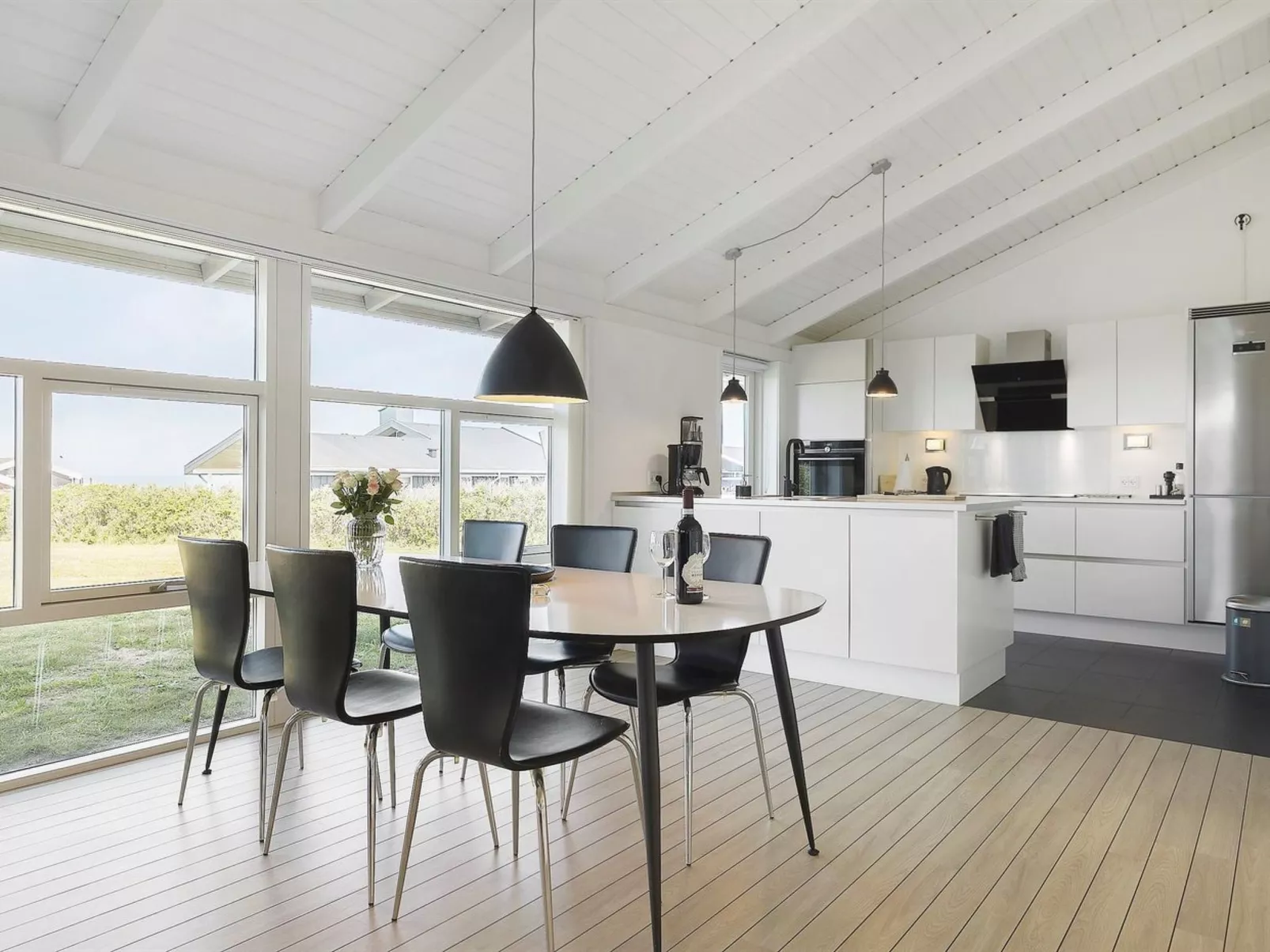 "Paul" - 100m from the sea-Binnen