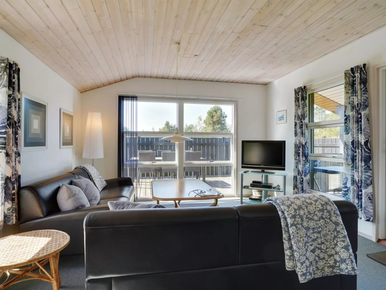 "Ordan" - 800m from the sea-Binnen