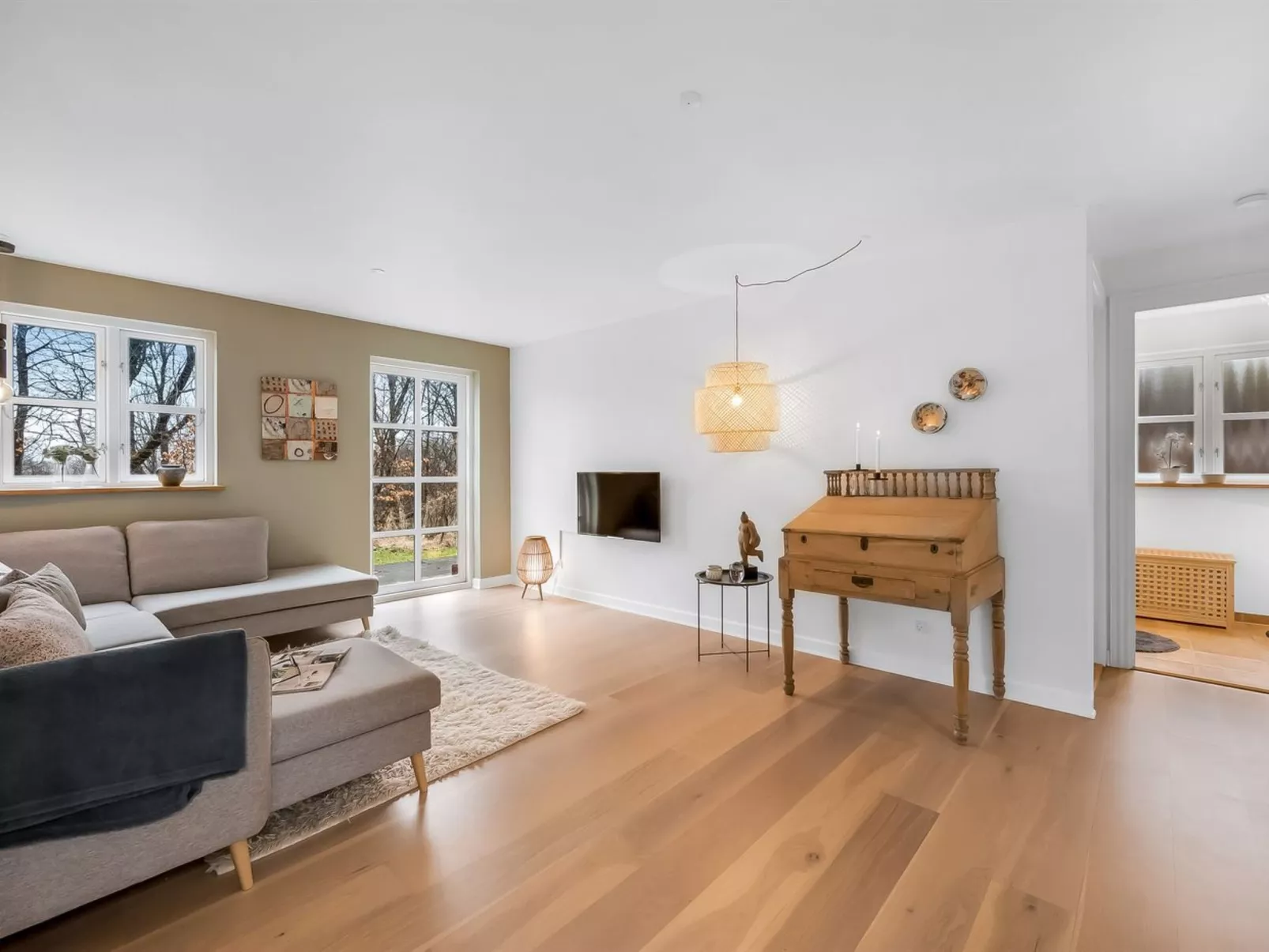 "Mandana" - 10km to the fjord-Binnen