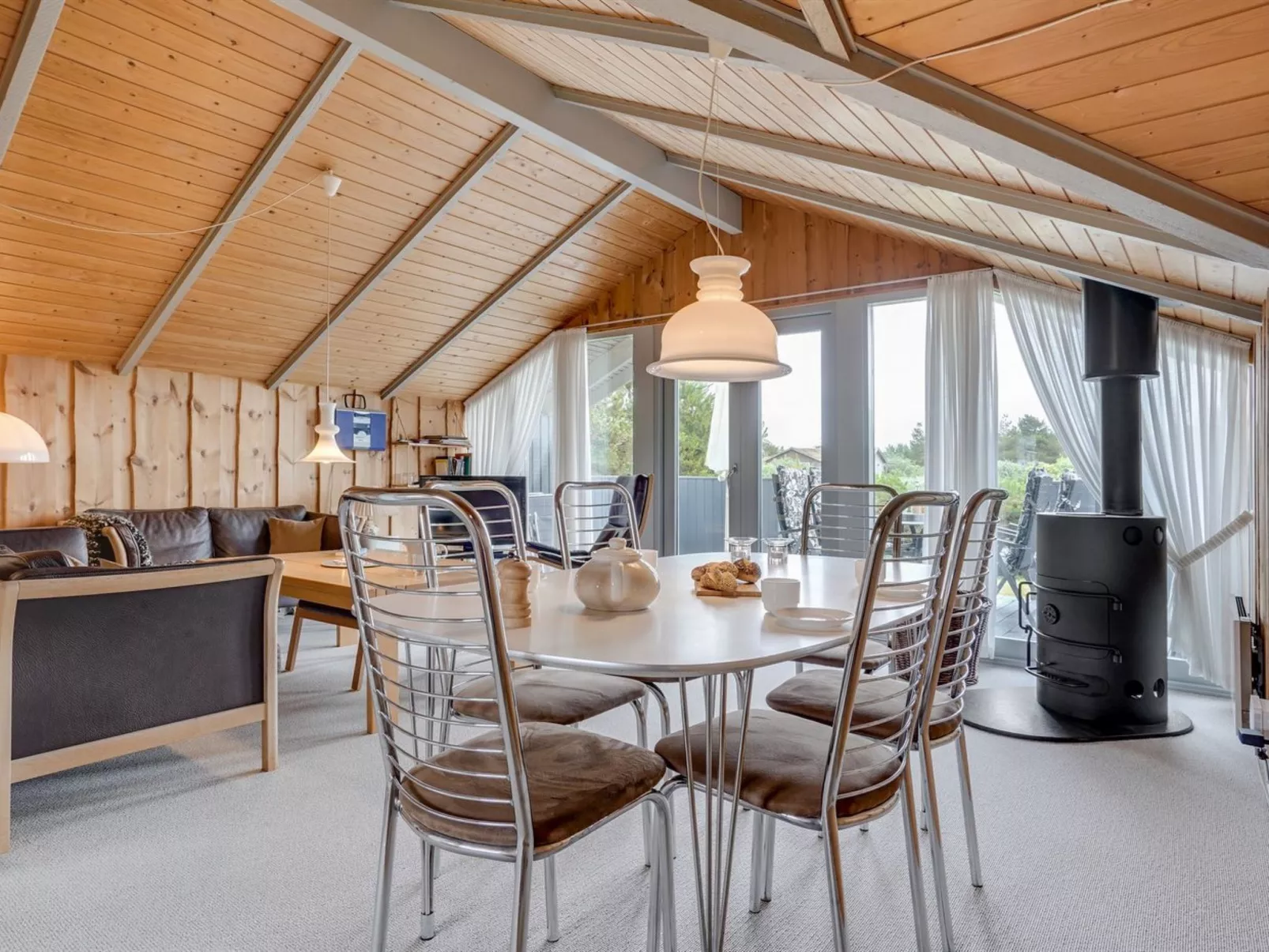 "Bryniulf" - 1.8km from the sea-Binnen