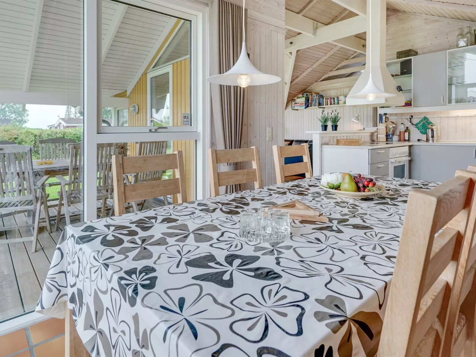 "Susse" - 400m to the fjord-Binnen