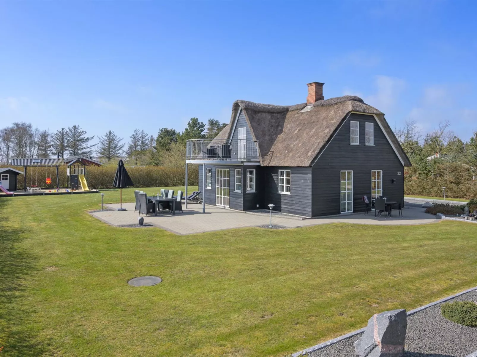 "Benita" - 400m to the fjord-Buiten