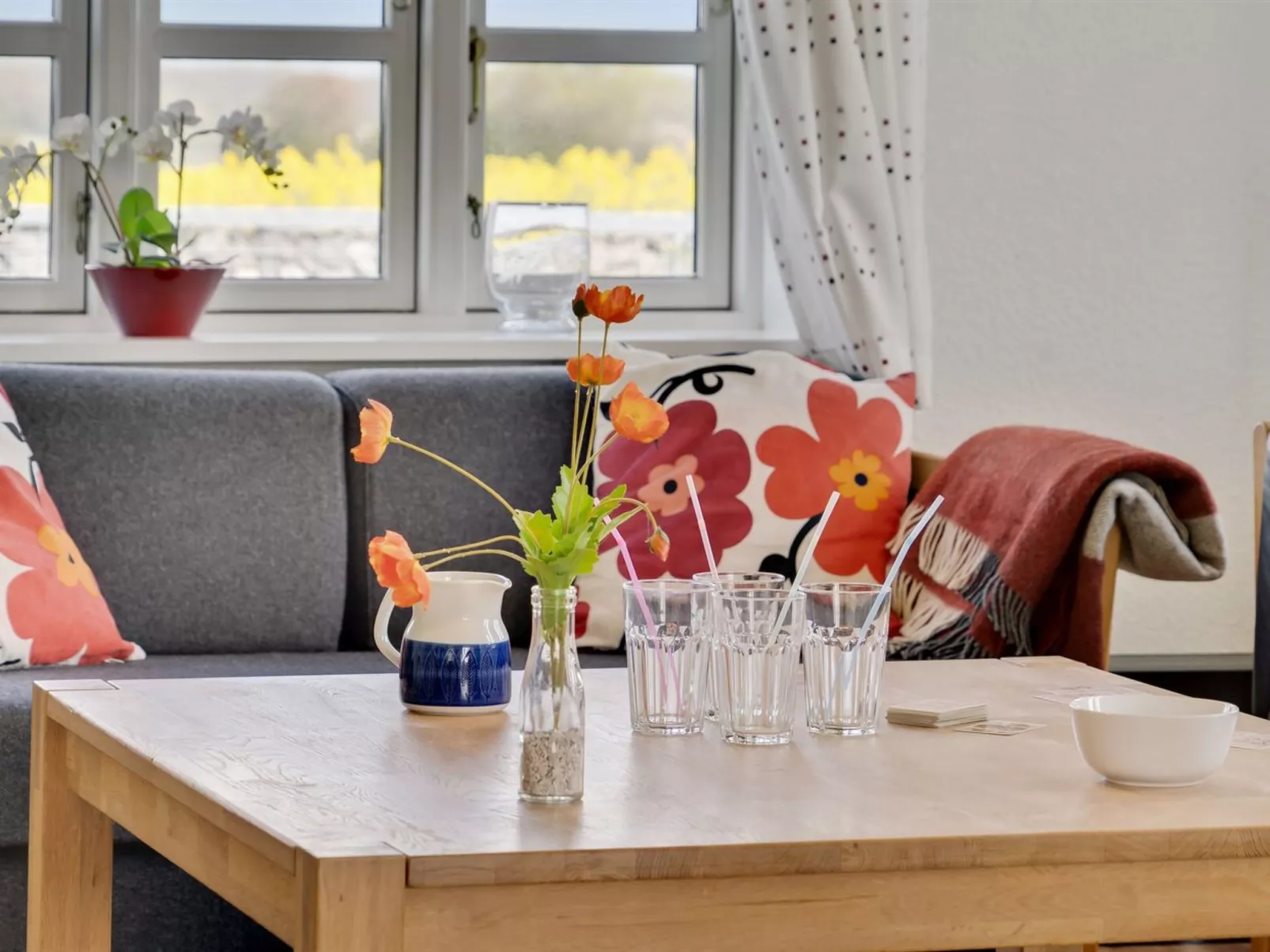 "Store" - 700m from the sea-Binnen