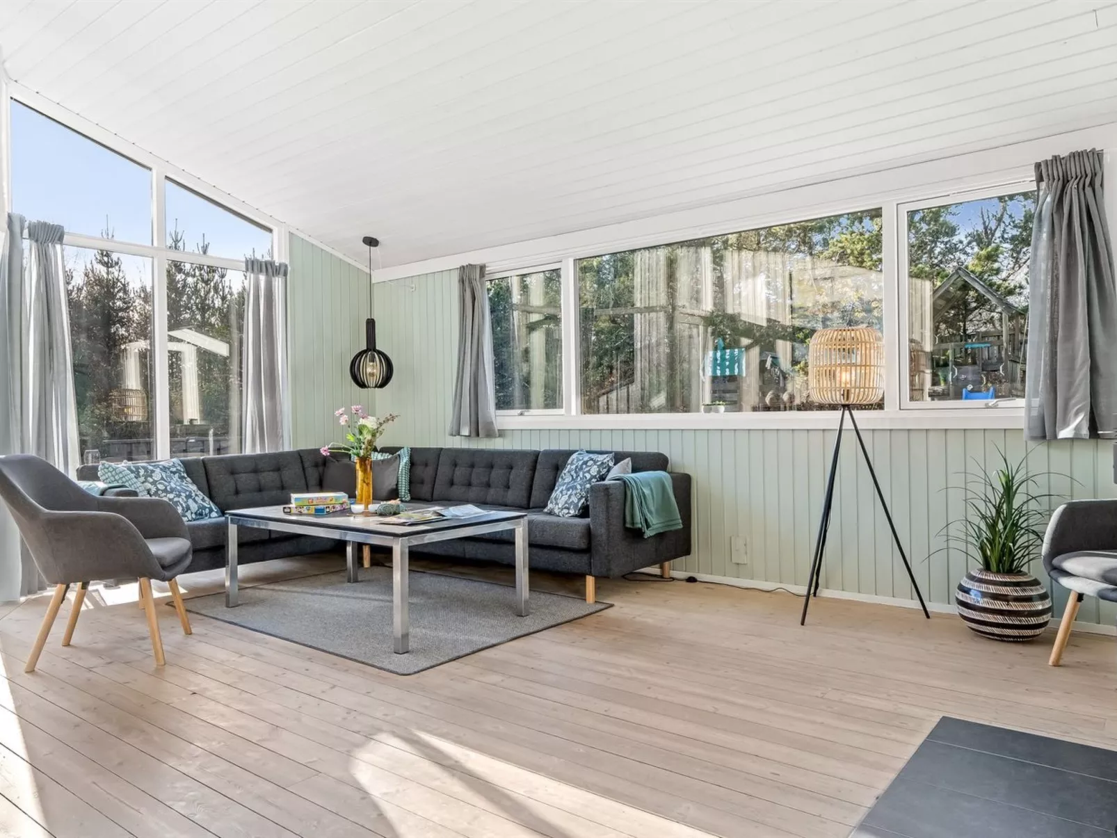 "Halwarth" - 250m from the sea-Binnen