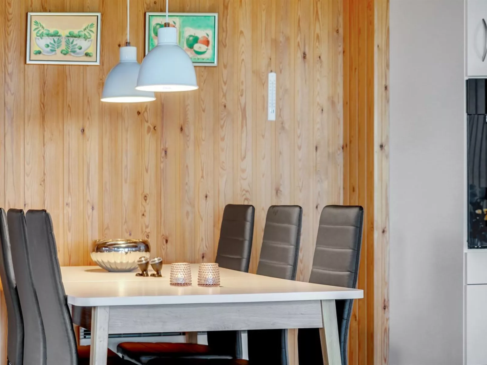 "Denahi" - 400m to the fjord-Binnen