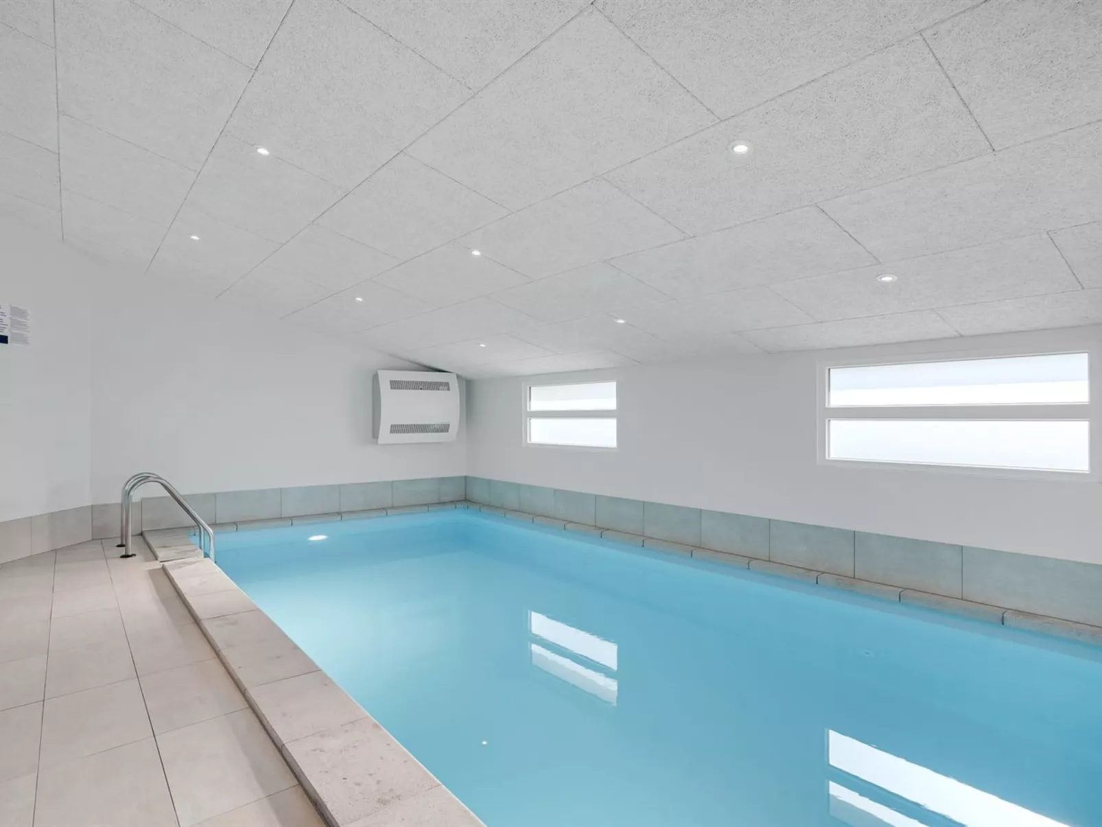 "Saku" - 495m to the fjord-Buiten