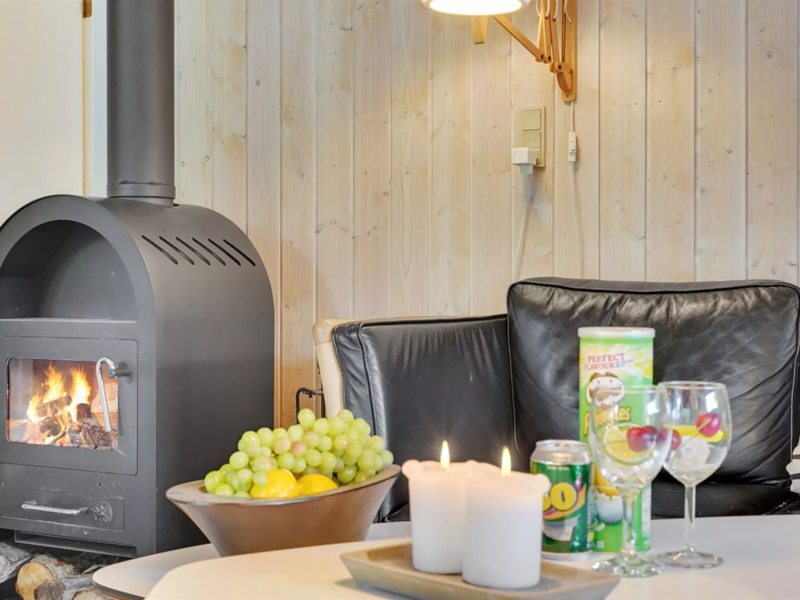 "Danna" - 850m to the fjord-Binnen