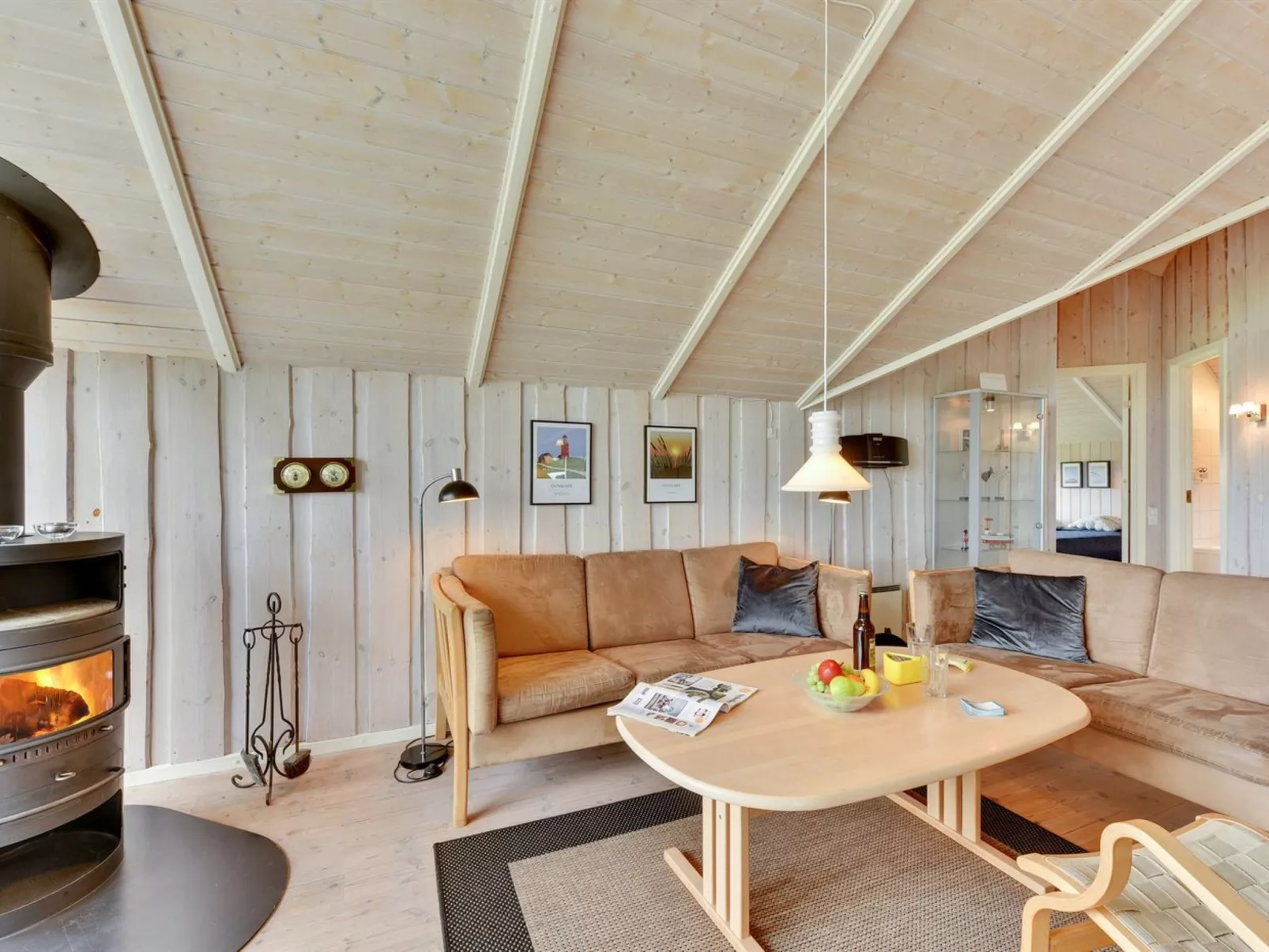 "Valea" - 300m to the fjord-Binnen