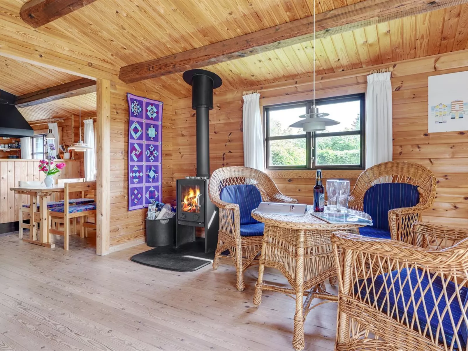 "Gudmunde" - 200m from the sea-Binnen