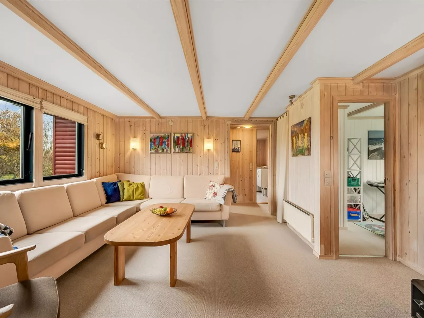 "Scarlet" - 400m to the fjord-Binnen