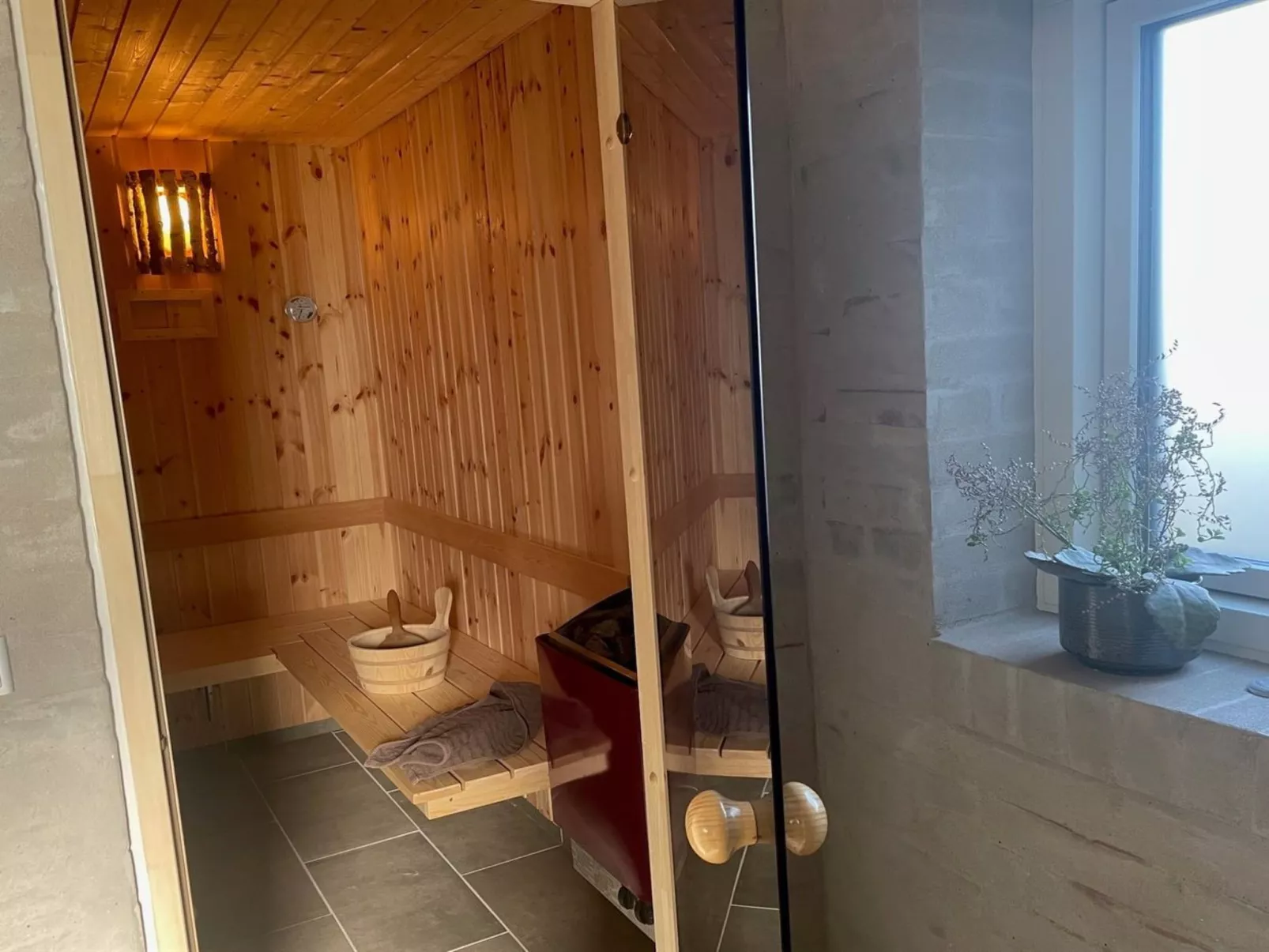 "Hinda" - 1.2km from the sea-Binnen