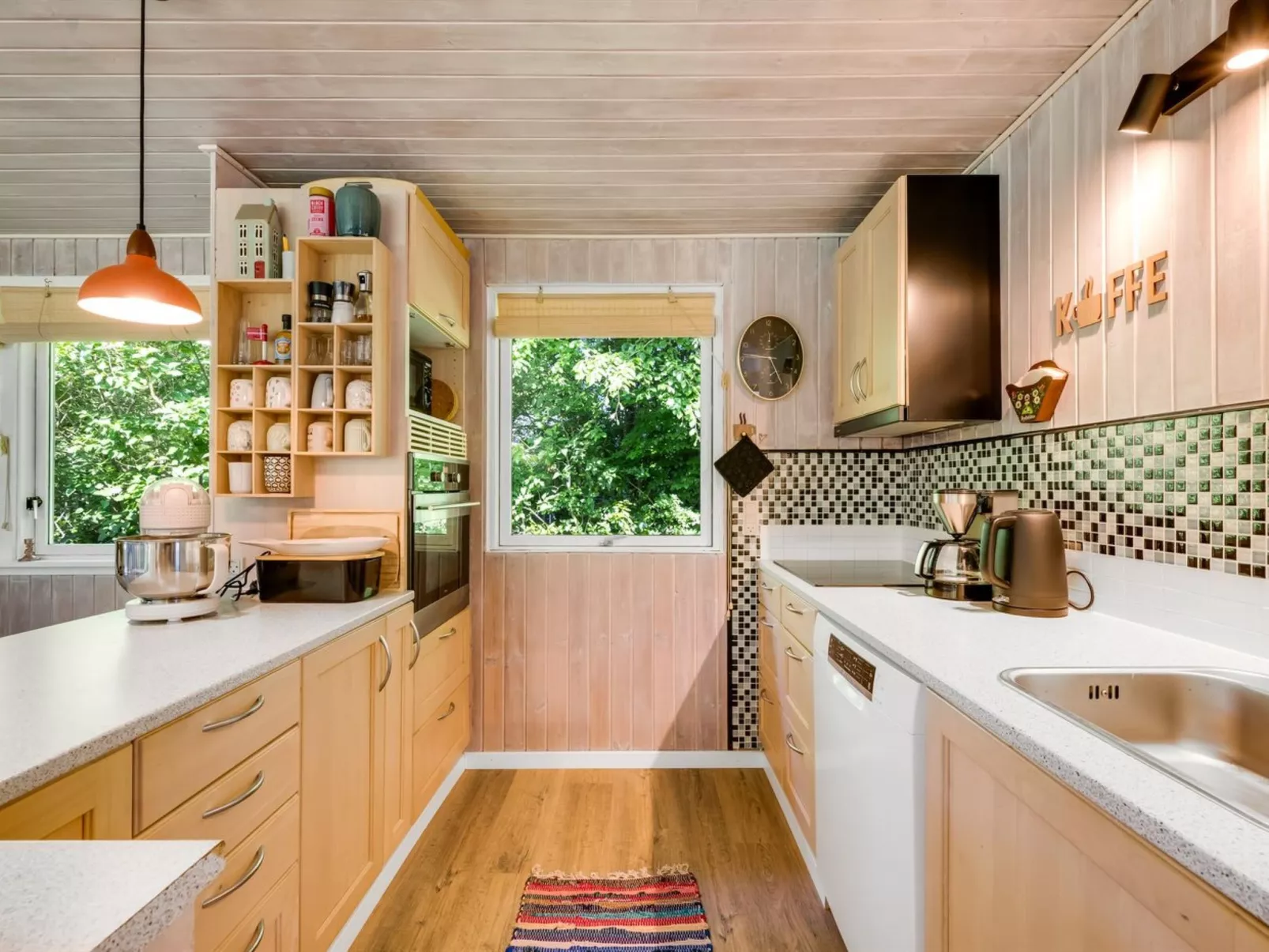 "Nelina" - 950m to the fjord-Binnen