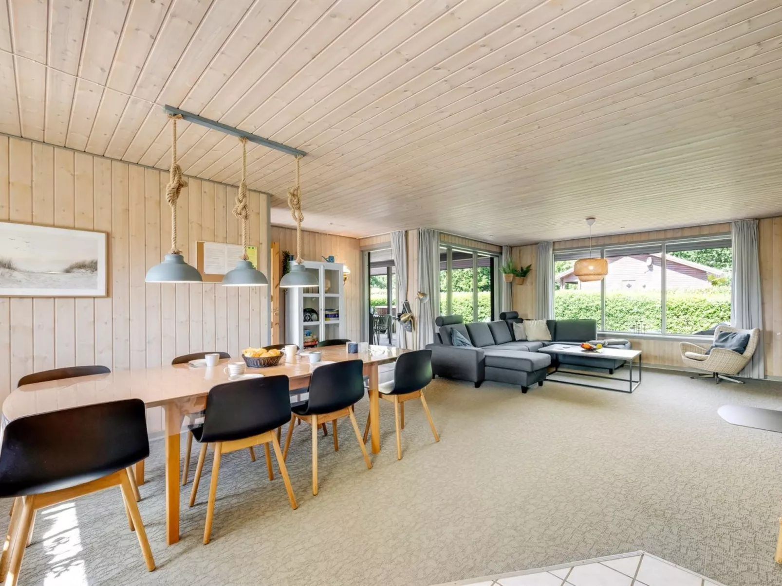 "Knag" - 800m to the fjord-Binnen