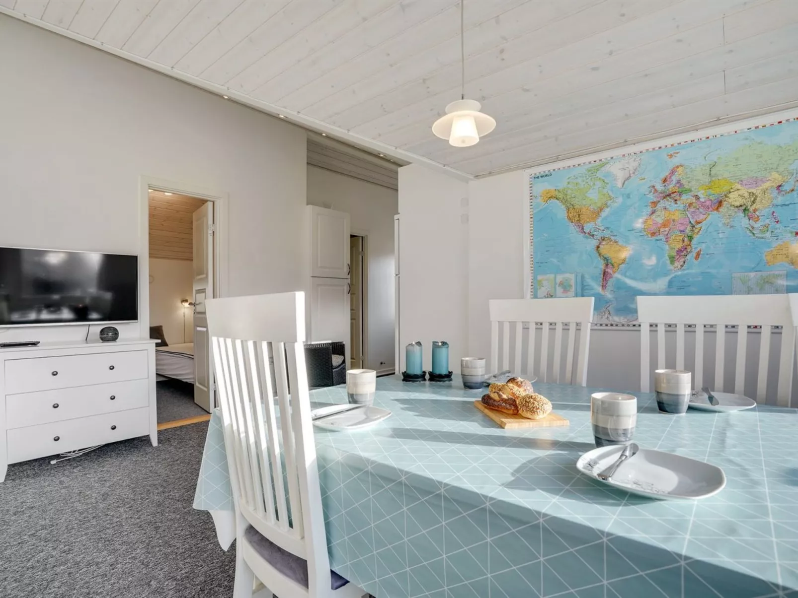 "Ingward" - 300m to the fjord-Binnen