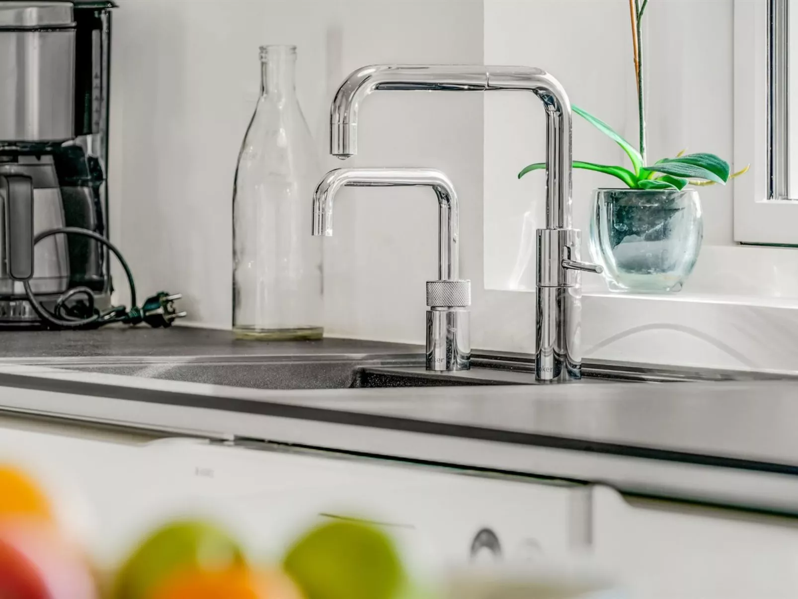 "Geri" - 700m from the sea-Binnen