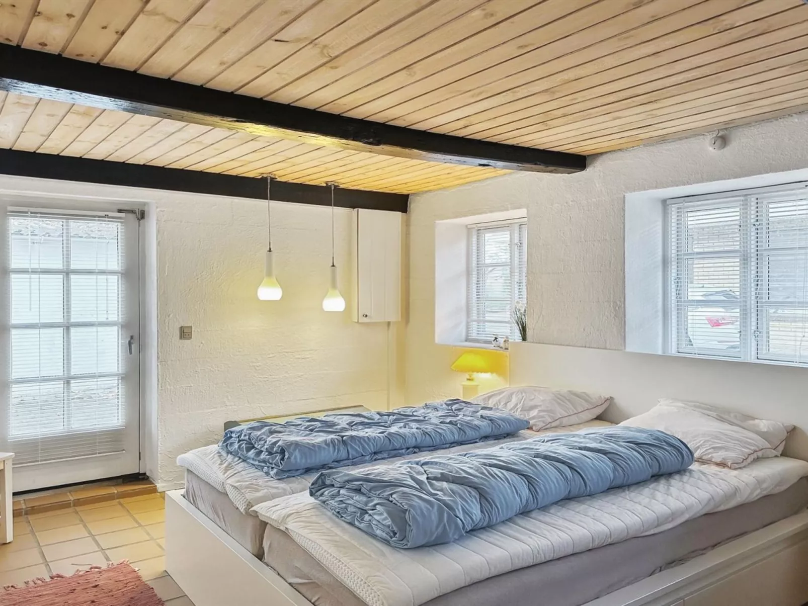 "Maelle" - 25km from the sea-Binnen