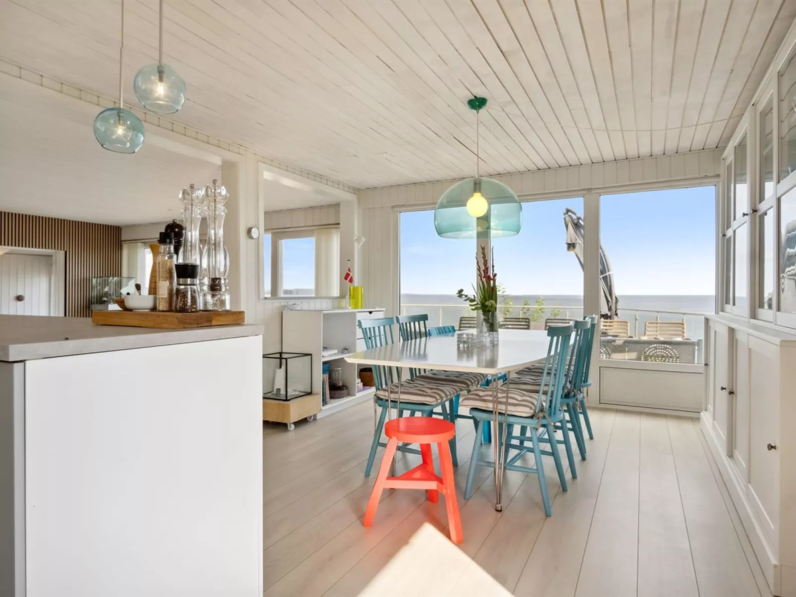 "Alimpij" - 5m from the sea-Binnen