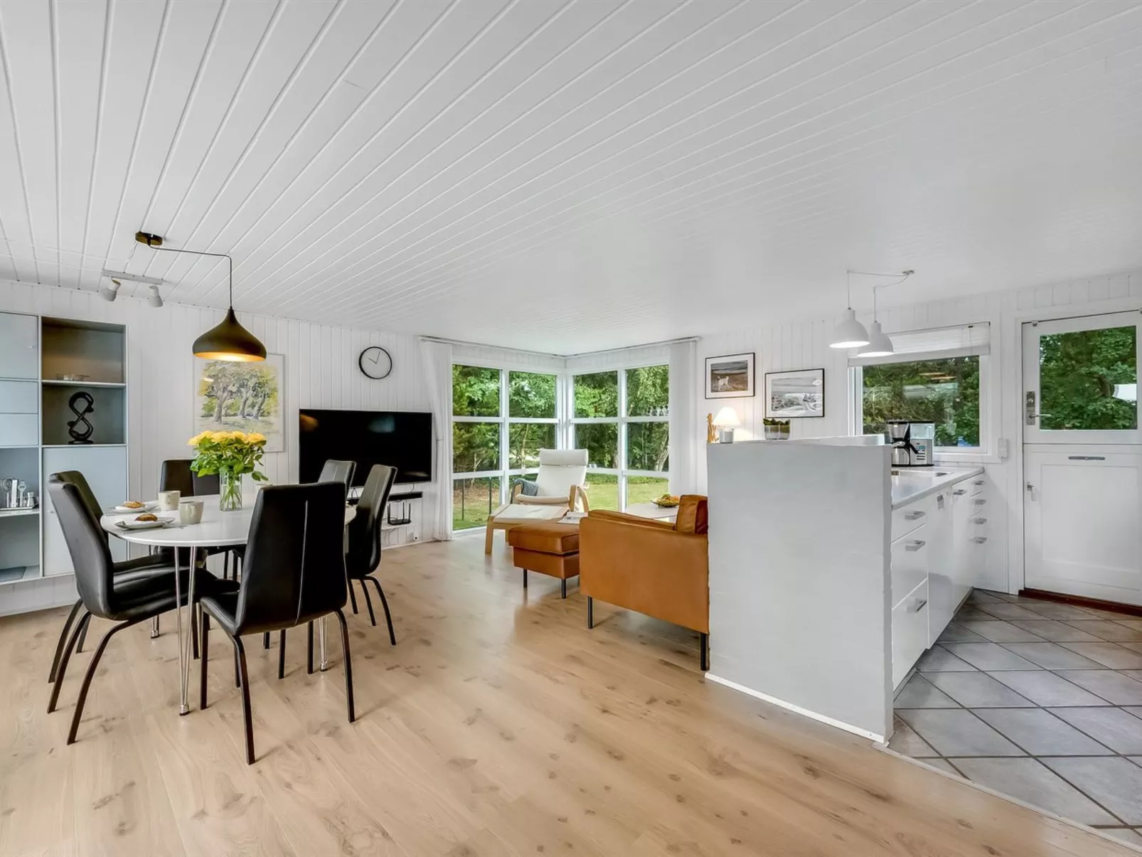 "Waghn" - 800m to the fjord-Binnen