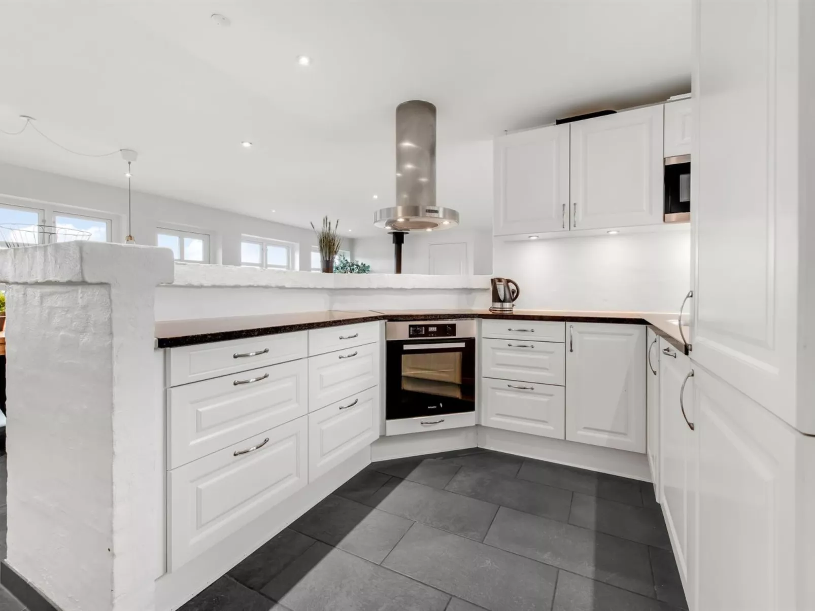 "Axeline" - 300m from the sea-Binnen